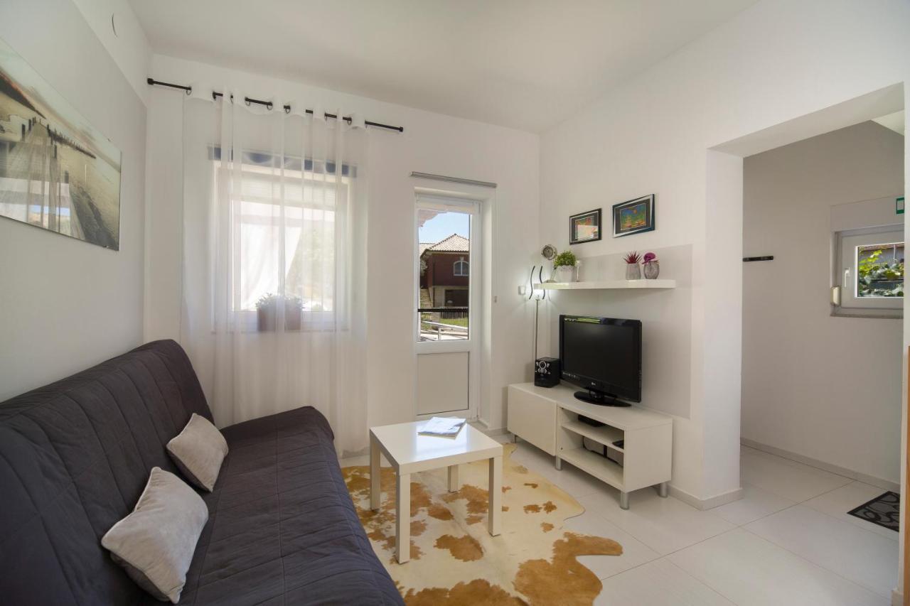 Apartment Katy Pula Buitenkant foto